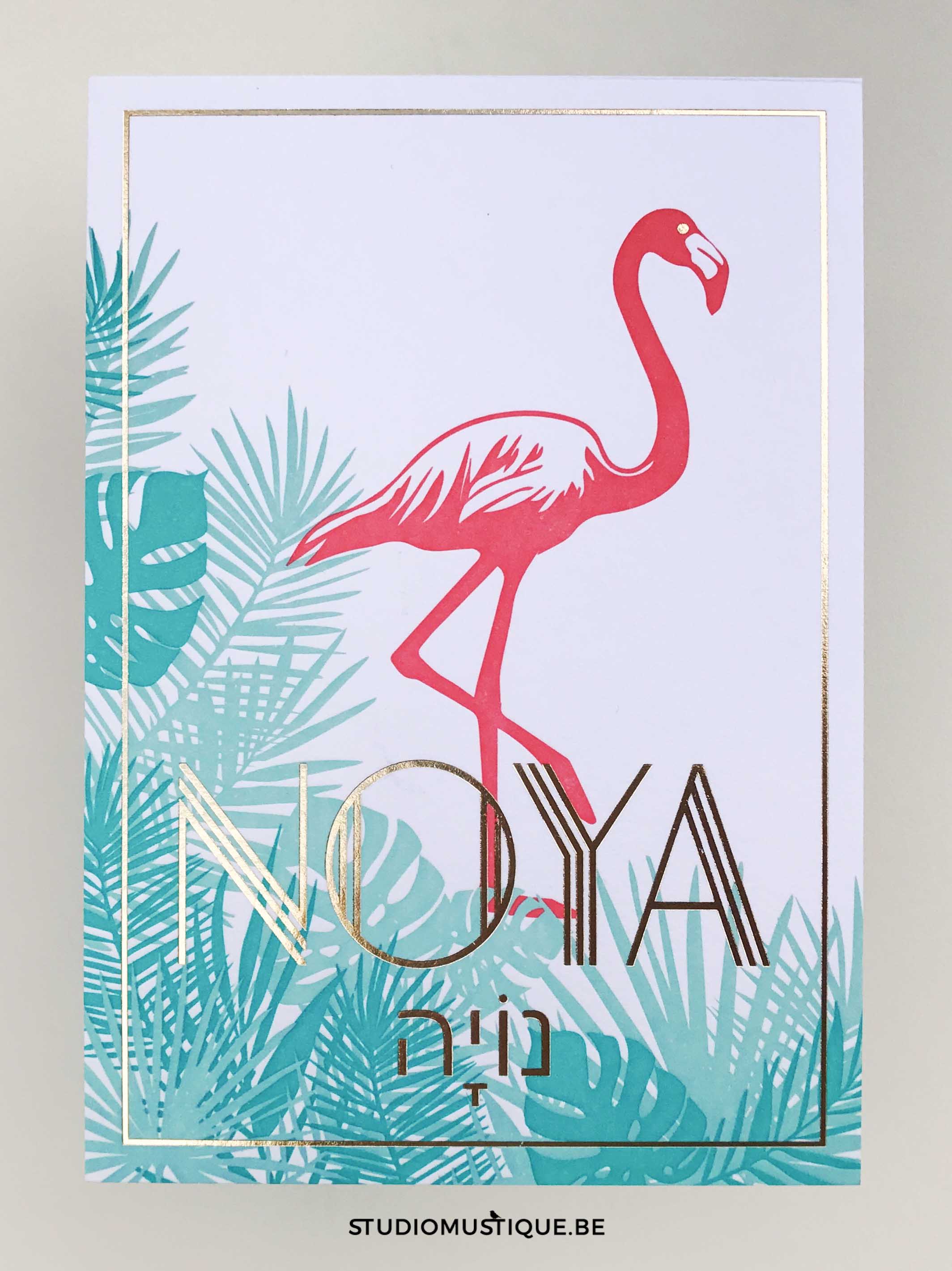 studio mustique Geboortekaartje Noya met flamingo, tropical, geboortekaartje op maat, goudfolie letterpress