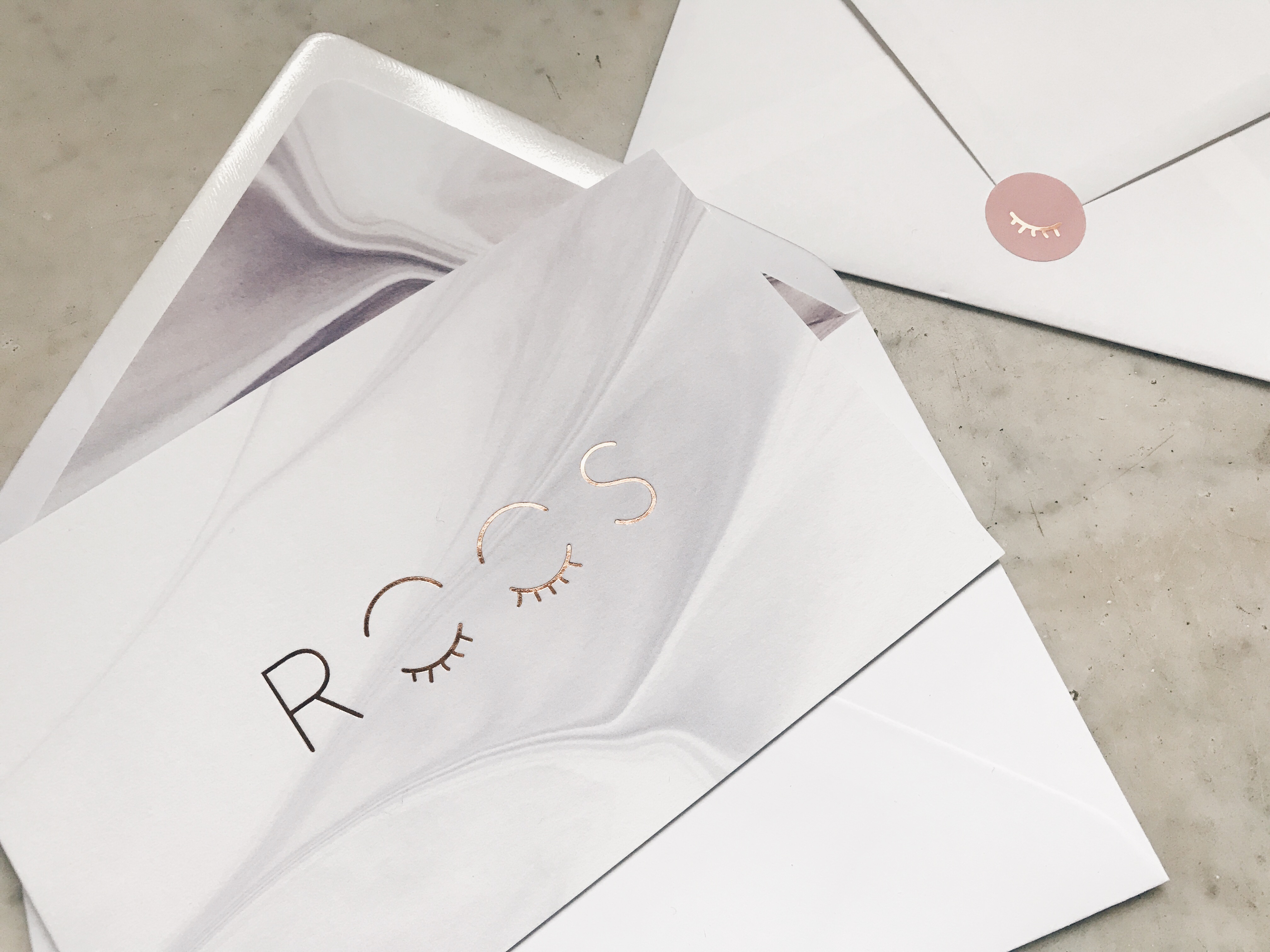 Geboortekaartje Roos letterpress rose goudfolie marmer