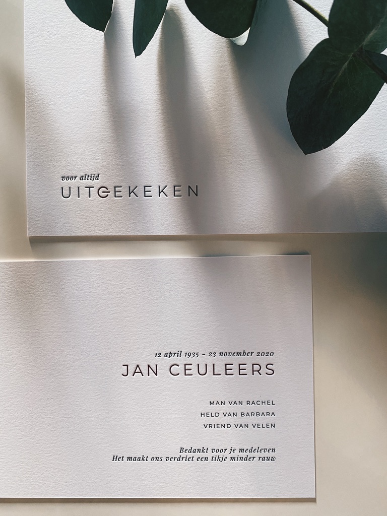 Jan Ceuleers, rouwdrukwerk, afscheid anders, studio mustique, rouwkaart op maat, persoonlijk alternatieve rouwbrief, rouwkaartje, rouwdrukwerk
